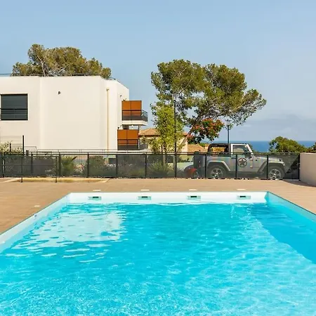 Superbe T2 Calme Avec Piscine Et Vue Mer 아파트 Fréjus